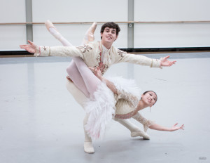 Jia Sun & Julian Lacey (Photo by Ian Whalen)